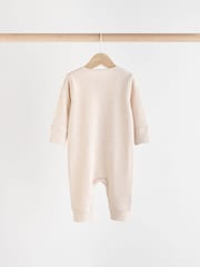Diseño con eslogan en tono neutro - Pack de 3 pijamas tipo pelele de algodón 100 % con cremallera bilateral y diseño sin calcetín para bebé (0 meses - 3 años) - Imagen 4 de 12