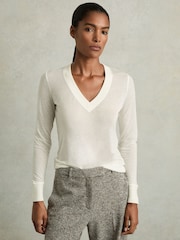 Reiss Cream Evelyn Lyocell-Wool Marled V-Neck Top - Image 1 of 7