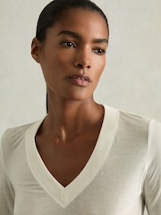 Reiss Cream Evelyn Lyocell-Wool Marled V-Neck Top - Image 4 of 7