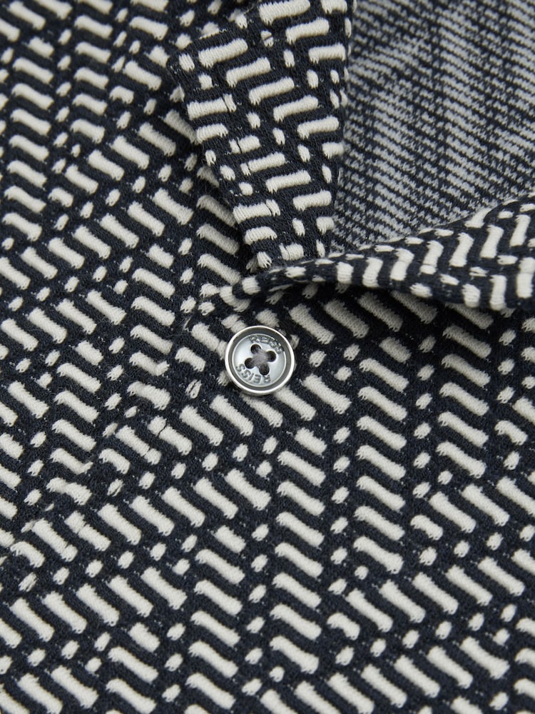 Reiss Navy Jono 9-13 yrs Zig-Zag Cuban Collar Shirt - Image 4 of 4