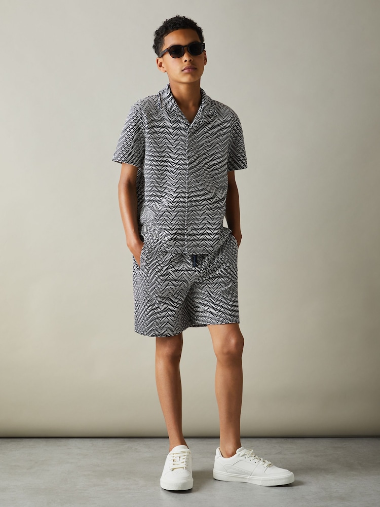 Reiss Navy Jono 3-9 yrs Zig-Zag Cuban Collar Shirt - Image 1 of 4
