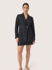 Soaked in Luxury Malia Fitted Single-Breasted Black Blazer - Image 3 of 5