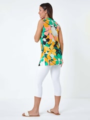Roman Green Floral Print Sleeveless Button Blouse - Image 4 of 5
