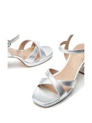 Moda in Pelle Marli Cross Over Block Heel Platform Sandals - Image 4 of 4