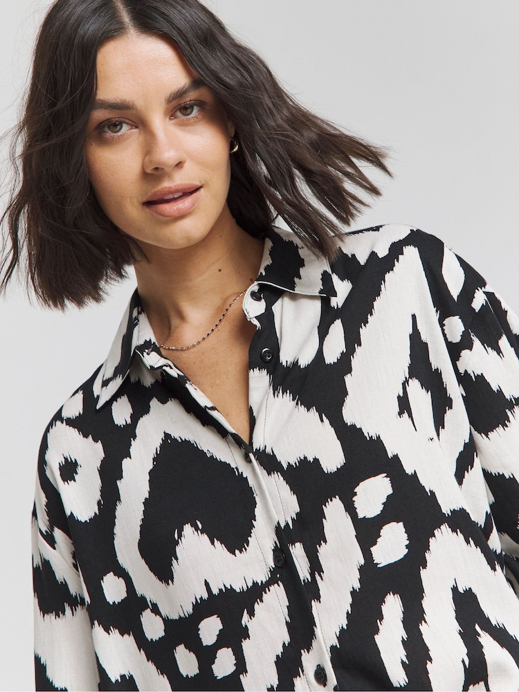 Simply Be Oversize-Hemd aus Leinen mit Mono-Print - Bild 4 von 4