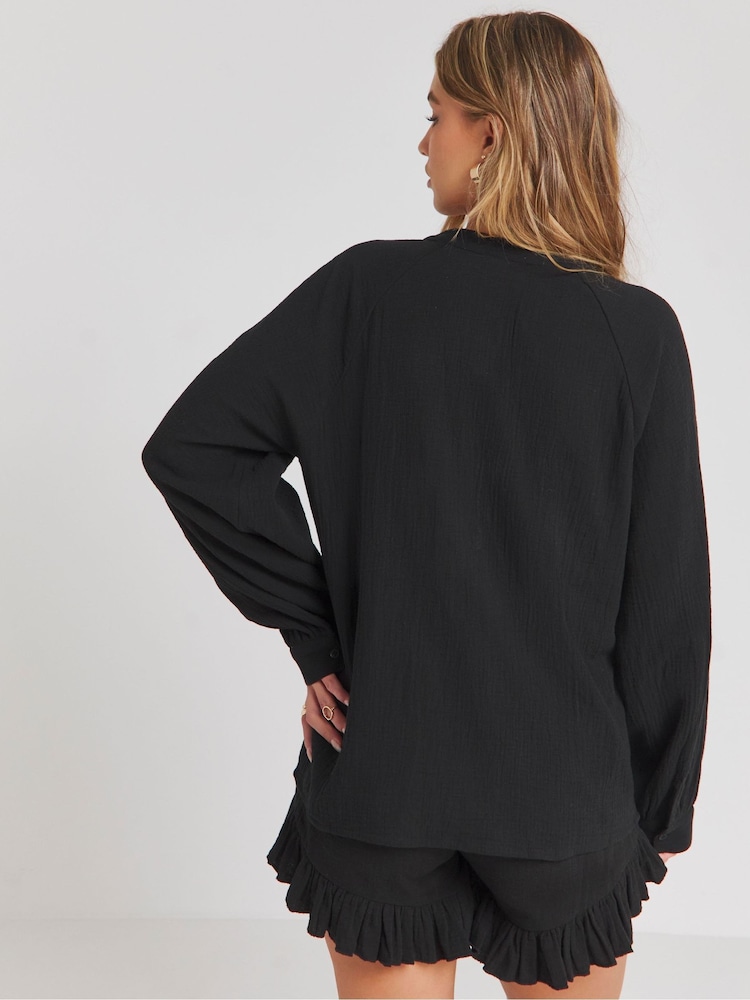Simply Be Black Cheesecloth Boxy Shirt - Image 2 of 4