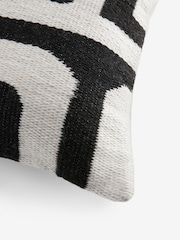 Black/White 40 x 59cm Abstract Wiggle Indoor Outdoor Cushion - Image 5 of 5