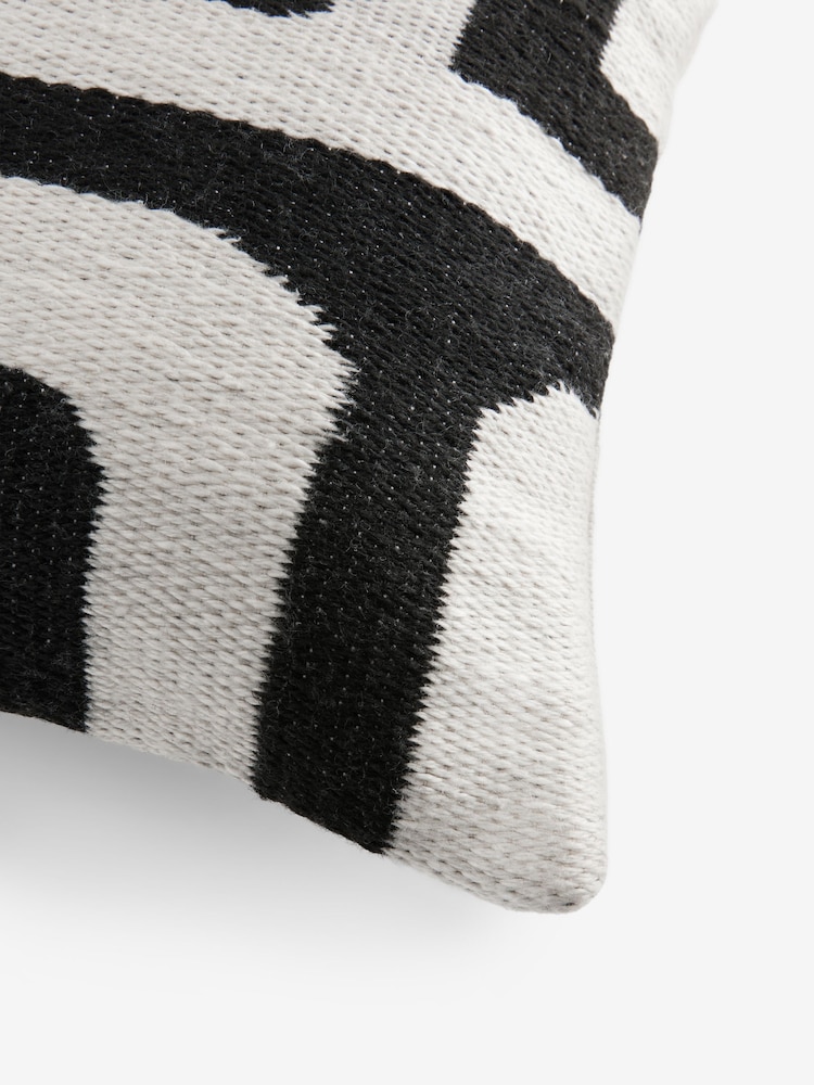 Black/White 40 x 59cm Abstract Wiggle Indoor Outdoor Cushion - Image 5 of 5