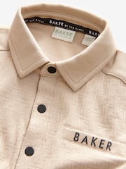 Песочный - Baker by Ted Baker Textured 100% Cotton Polo Shirt and Trousers Set - Изображение 17 из 21
