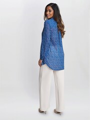 Gina Bacconi Blue Lara Print Georgette Shirt - Image 2 of 5