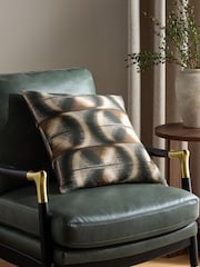 Abstract Ikat Cushion - Imagen 2 de 5