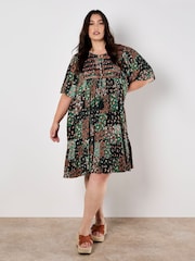 Apricot Green Floral Embroidered Detail Dress - Image 5 of 8