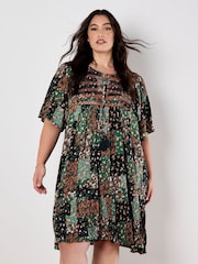 Apricot Green Floral Embroidered Detail Dress - Image 6 of 8