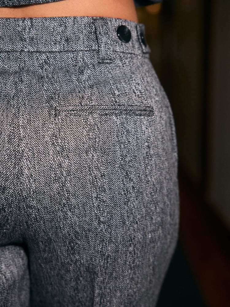 Noir/Blanc - Pantalon Premium à chevrons en laine riche - Image 4 of 8