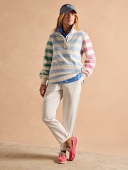 Rayas blancas y azules - Suéter de algodón con cuello alzado y cremallera corta Burnham de Joules - Imagen 9 de 14