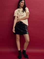 Gold Christmas Short Sleeve 100% Cotton T-Shirt - Image 3 of 7
