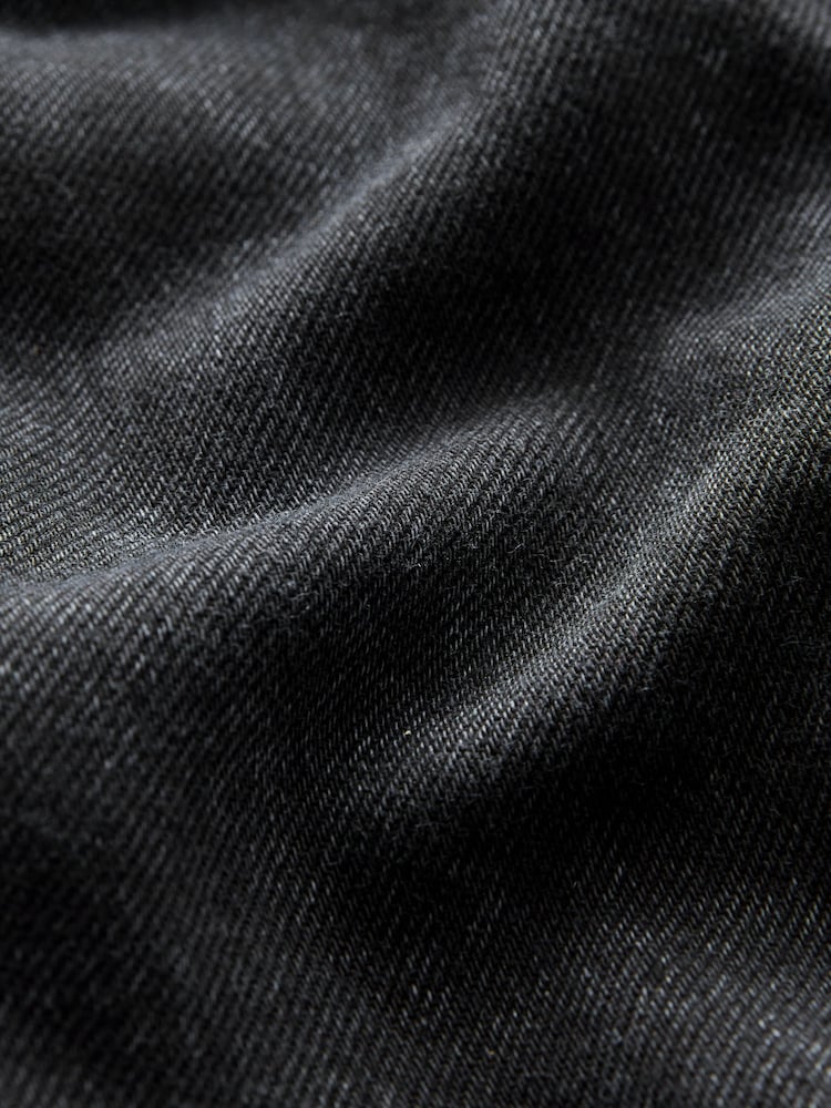 Czarny - Dżinsowa sukienka koszulowa midi - Obraz 6 z 6 Czarny - Dżinsowa sukienka koszulowa midi - Obraz 6 z 6