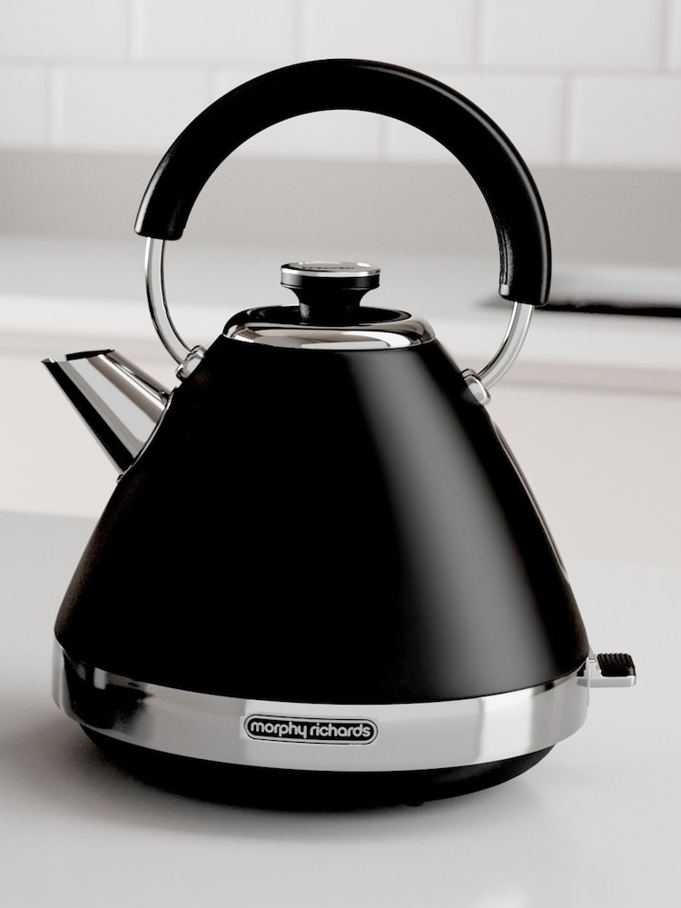 Morphy Richards Black Venture Pyramid Kettle - Image 1 of 4