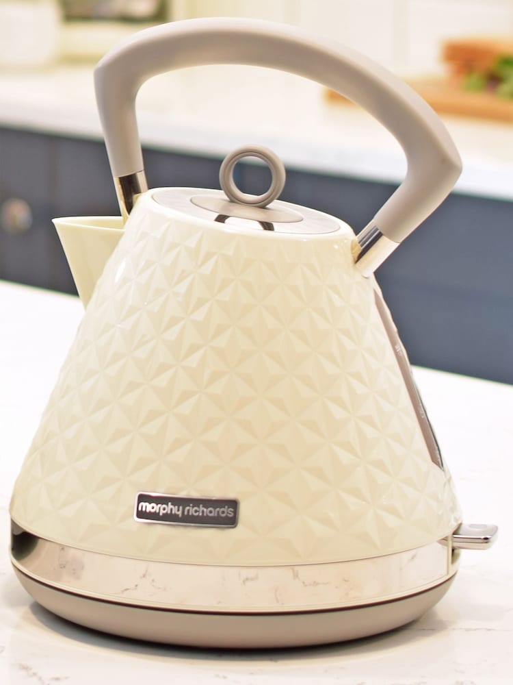 Morphy Richards Cream Vector Pyramid Kettle - Image 1 of 4