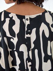 Roman Abstract Animal Button Back Top - Imagen 5 de 5