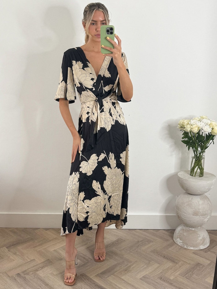 Jolie Moi Black Angel Sleeve Satin Maxi Dress - Image 6 of 6