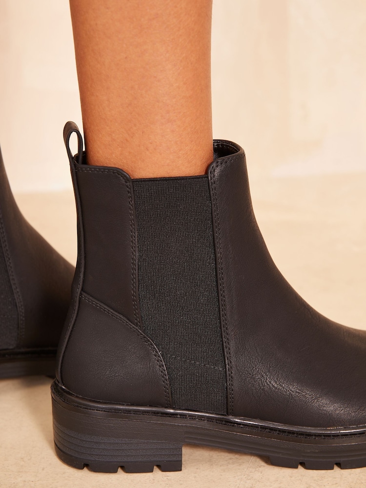 Friends Like These Black Wide Fit Flat Chunky Casual Faux Leather Chelsea Boot - Image 2 of 4