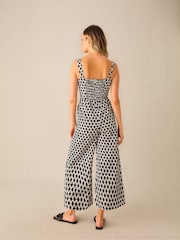 Ro&Zo Black Petite Mono Geo Print Strappy Jumpsuit - Image 5 of 7