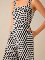 Ro&Zo Black Petite Mono Geo Print Strappy Jumpsuit - Image 7 of 7