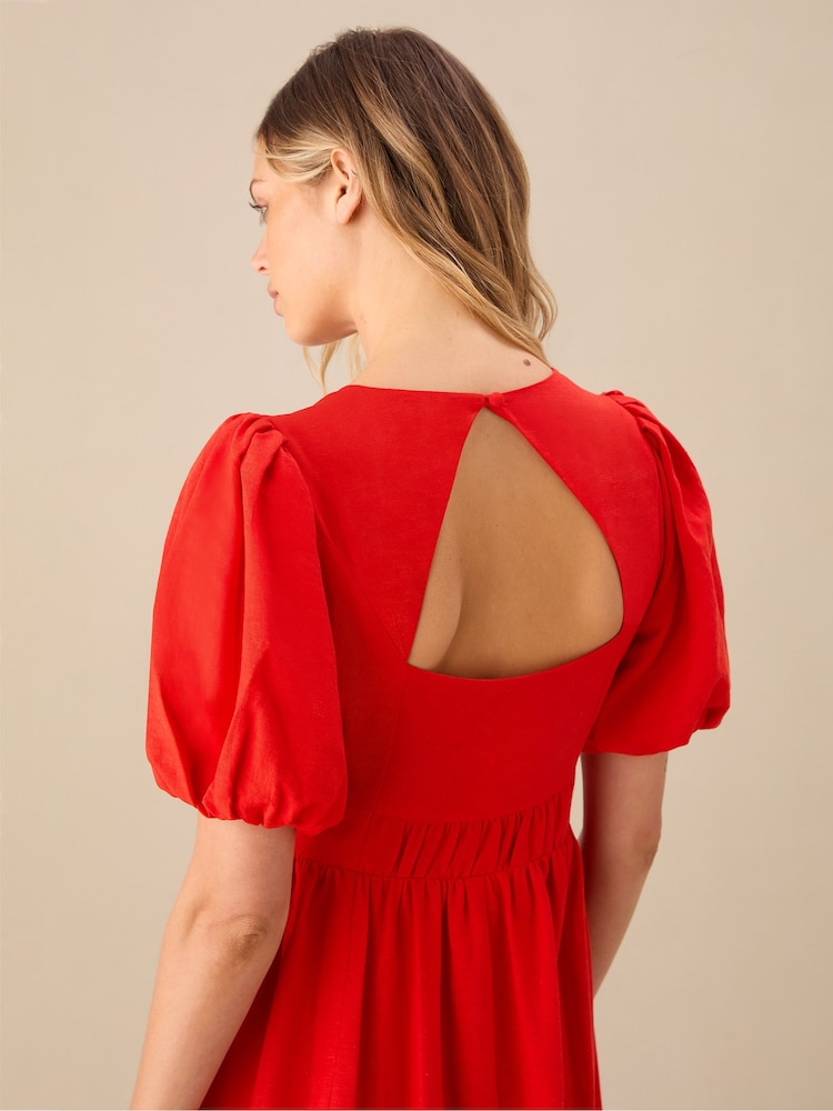 Ro&Zo Red Petite Linen Blend Puff Sleeve V-Neck Midi Dress - Image 6 of 6
