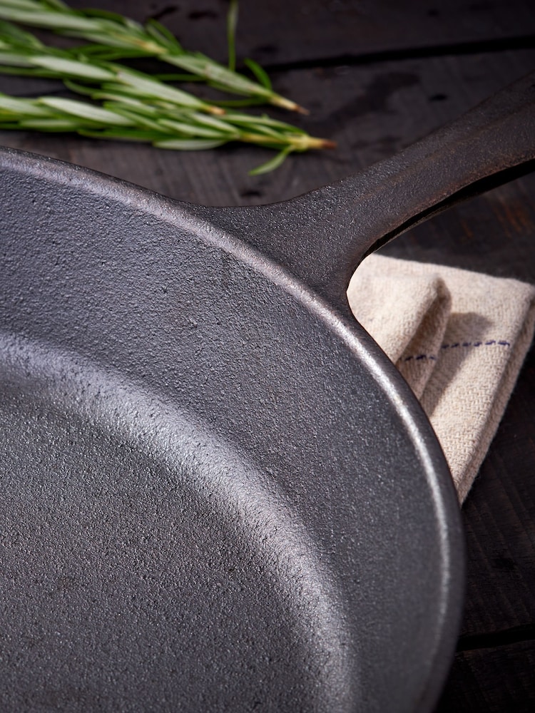 Stellar Black 30cm Cast Iron Skillet - Image 2 of 4