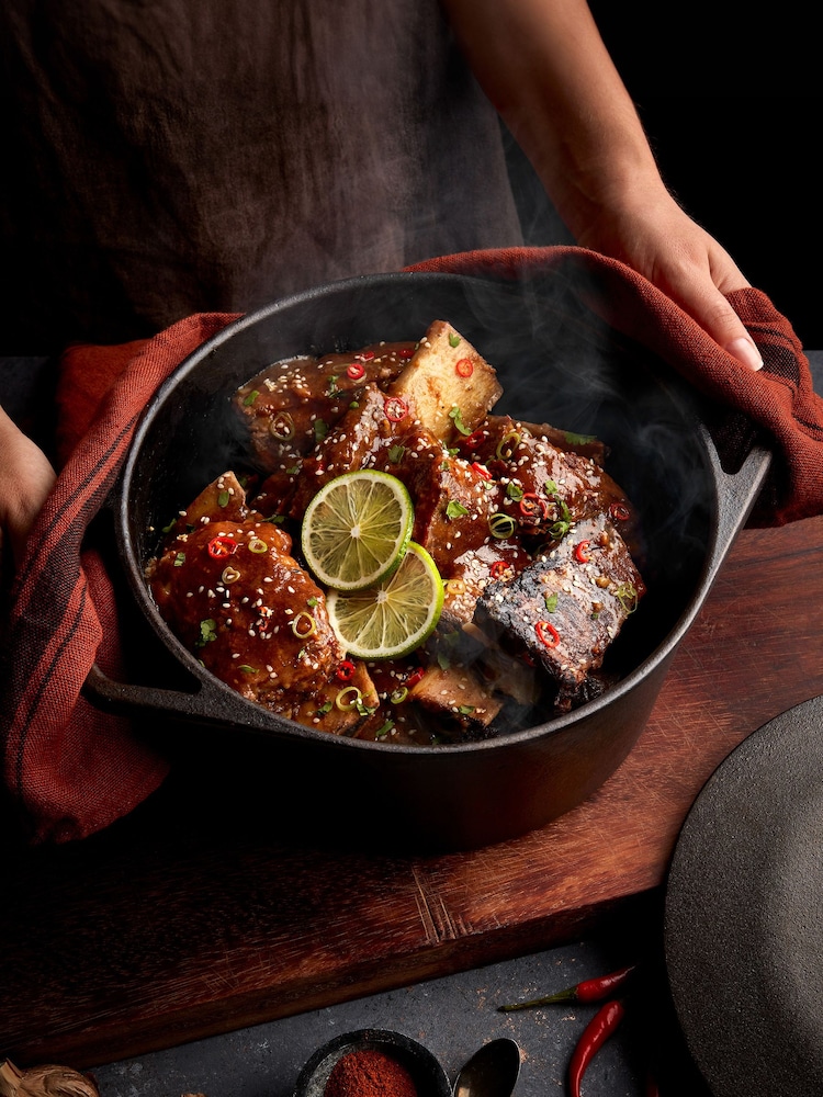Stellar Black 25cm Cast Iron Casserole - Image 1 of 4 Stellar Black 25cm Cast Iron Casserole - Image 1 of 4