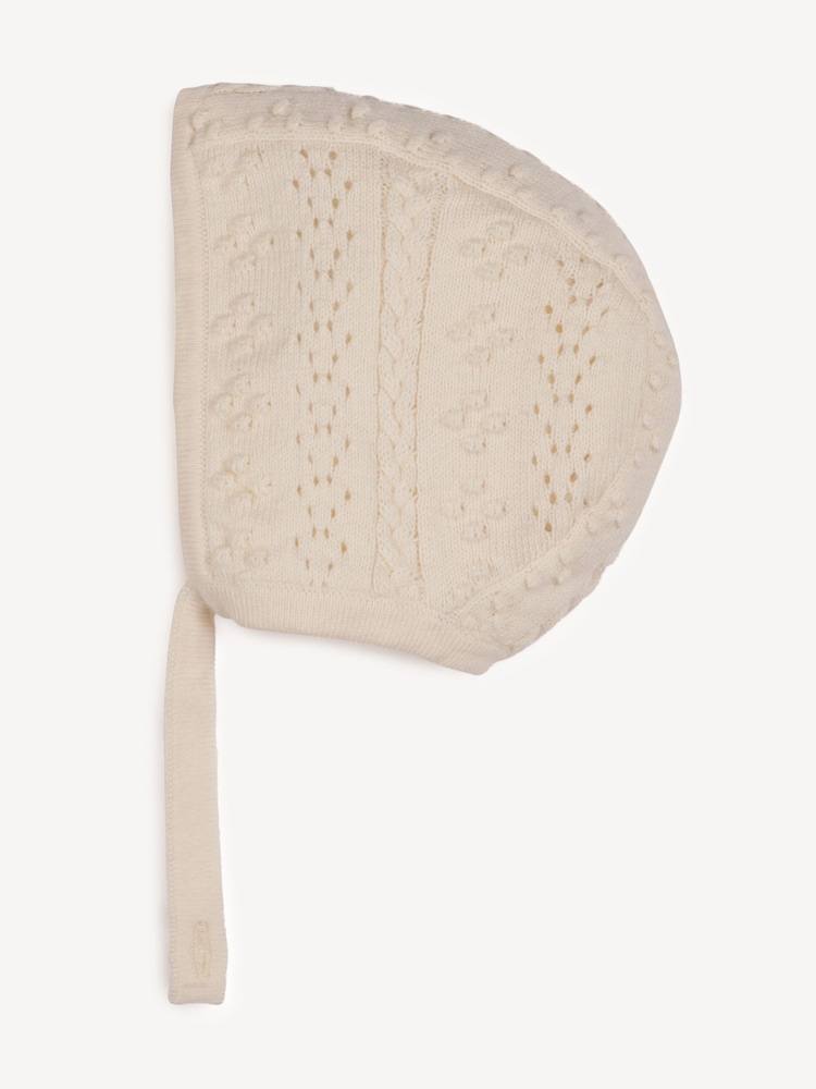 Chloé Baby Cream Giftset with Textured Knitted Hat, Mittens & Booties - Image 7 of 7