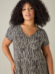 Live Unlimited Black Curve Mono Spot Print Jersey V-Neck Midaxi Dress - Image 3 of 5
