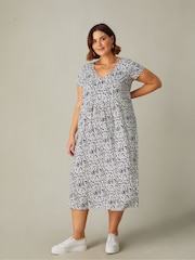 Live Unlimited Black Curve Animal Tiered Midi Dress - Image 3 of 5
