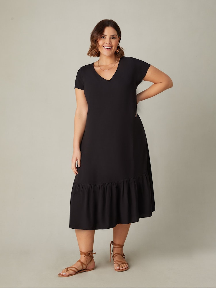 Live Unlimited Black Curve Tiered Dress - Image 1 of 3