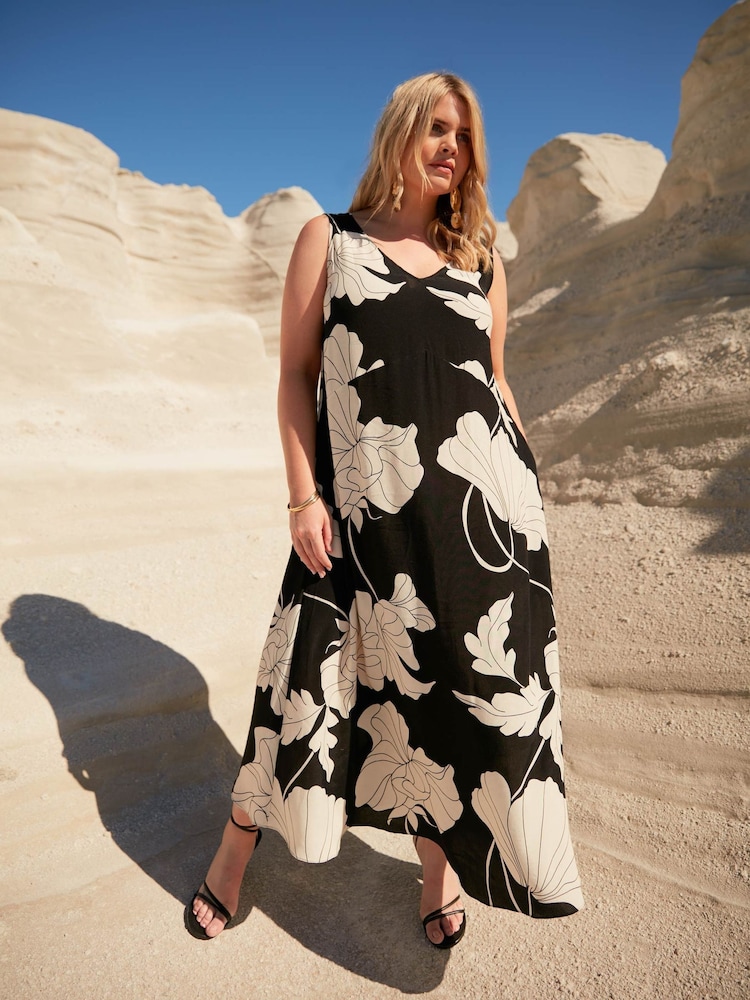 Live Unlimited Black Curve Floral V-Neck Maxi Swing Dress - Image 1 of 6