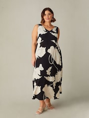 Live Unlimited Black Curve Floral V-Neck Maxi Swing Dress - Image 3 of 6