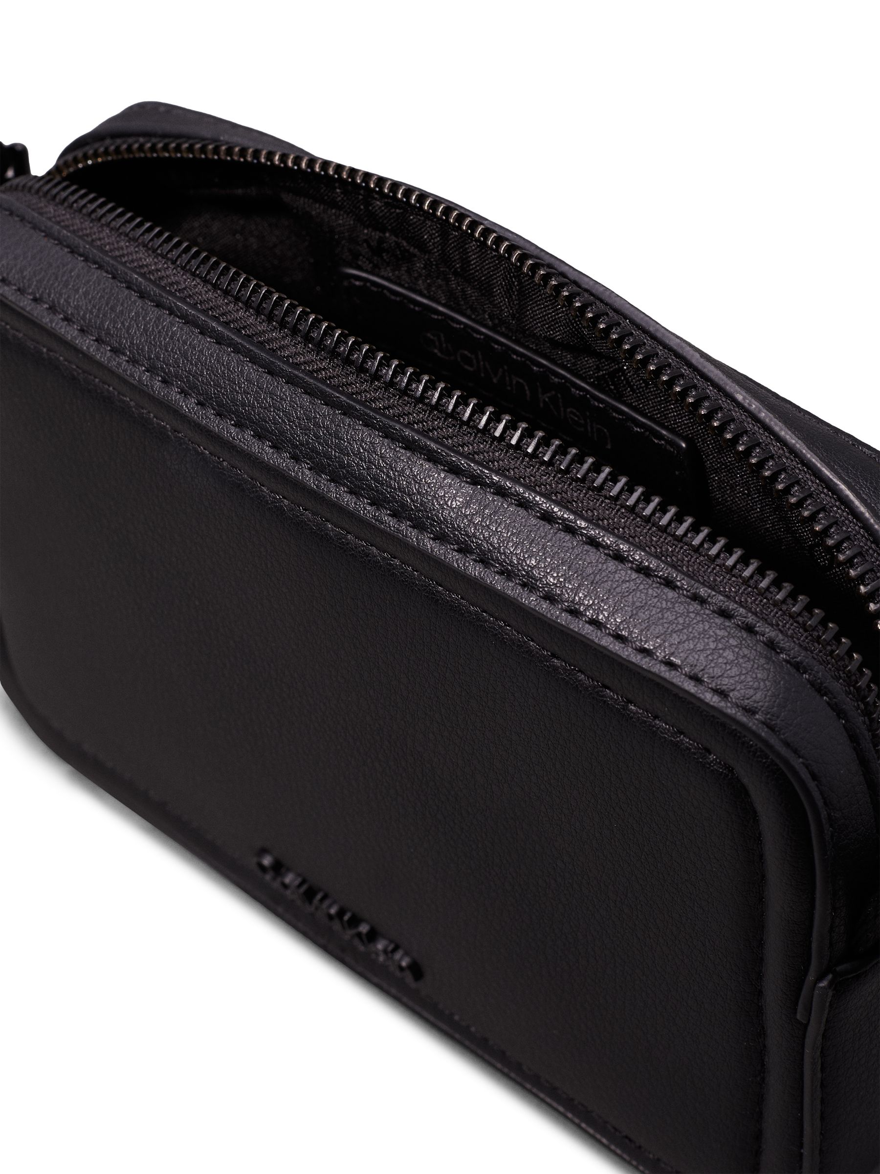 Focus camera bag deals