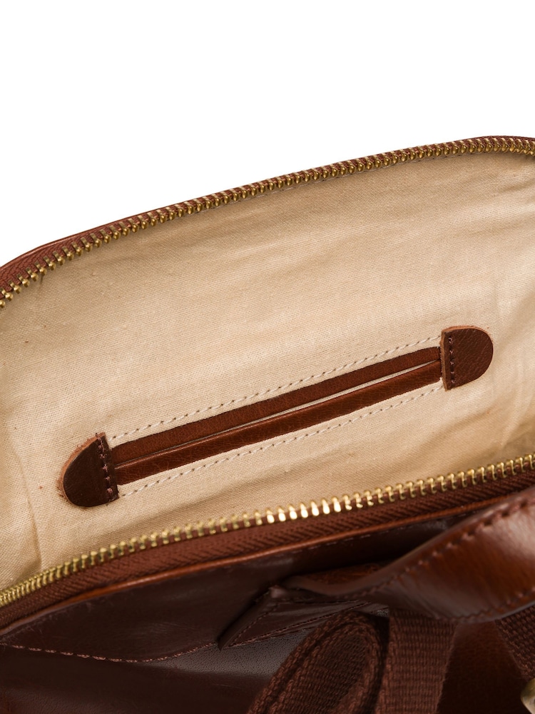 Conkca 'Kerrie' Leather Backpack - Image 7 of 7
