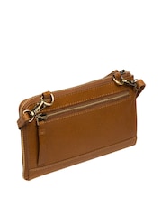 Braun - Conkca 'Winnie' Cross-Body Clutch Tasche aus Leder - Bild 2 von 4