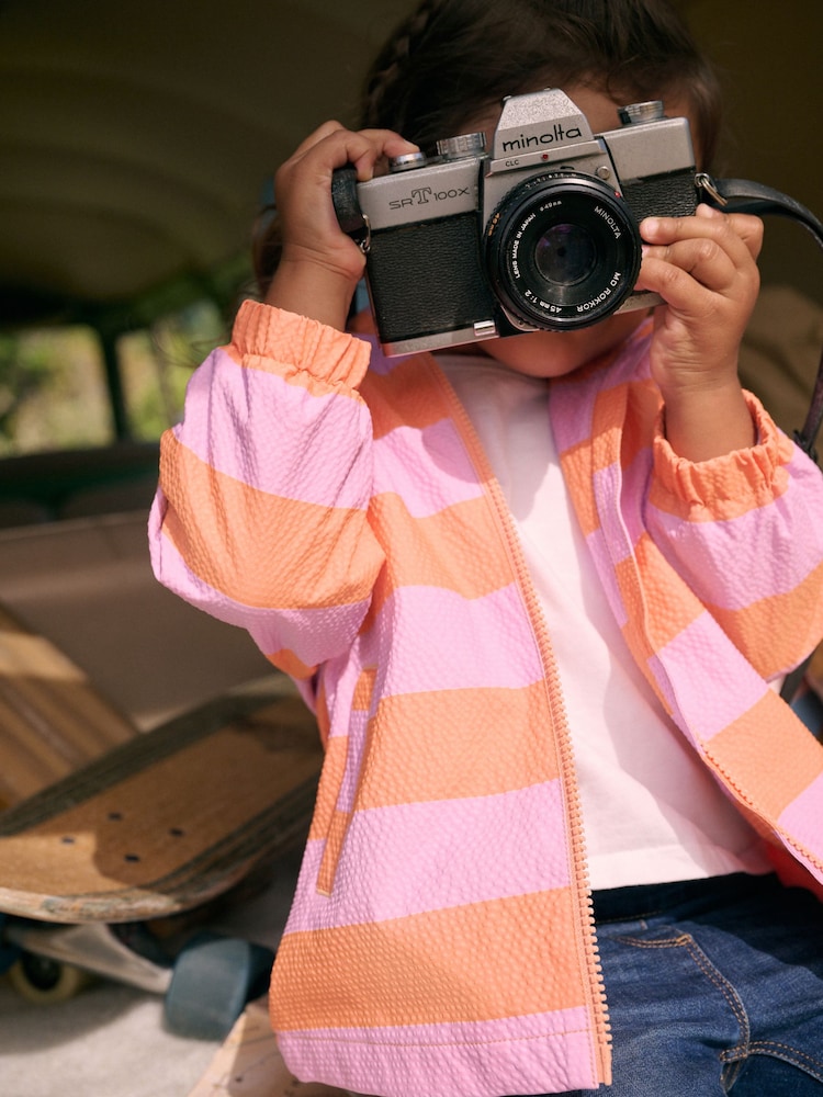Pink und Orange, Streifen - Spritzwasserbeständige Regenjacke (3 Monate bis 7 Jahre) - Bild 2 von 8 Pink und Orange, Streifen - Spritzwasserbeständige Regenjacke (3 Monate bis 7 Jahre) - Bild 2 von 8
