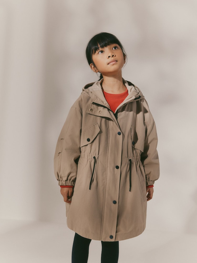 Stone - Taillierte, wasserabweisende Regenjacke (4–12 J.) - Bild 1 von 14 Stone - Taillierte, wasserabweisende Regenjacke (4–12 J.) - Bild 1 von 14