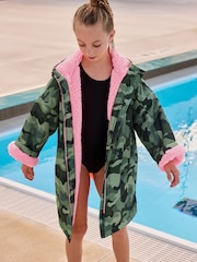 Camouflage Waterproof Changing Robe (3-16yrs) - Image 2 of 11