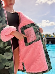 Camouflage Waterproof Changing Robe (3-16yrs) - Image 5 of 11