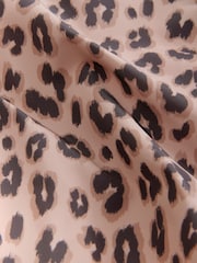 Animal Waterproof Changing Robe (3-16yrs) - Image 9 of 9