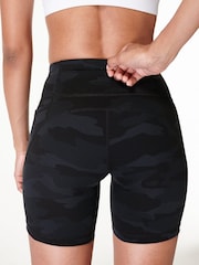 Sweaty Betty Black 6" Inseam Power 6" Biker Shorts - Image 2 of 11
