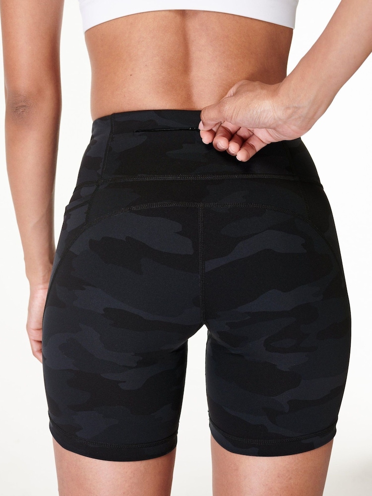 Sweaty Betty Black 6" Inseam Power 6" Biker Shorts - Image 2 of 11