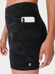 Sweaty Betty Black 6" Inseam Power 6" Biker Shorts - Image 6 of 11