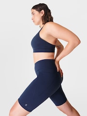 Azul - Pantalones cortos de ciclista de 9" Power de Sweaty Betty - Imagen 8 de 9