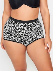 Yours Curve Black 5 Pack Animal Shorts - Image 2 of 7